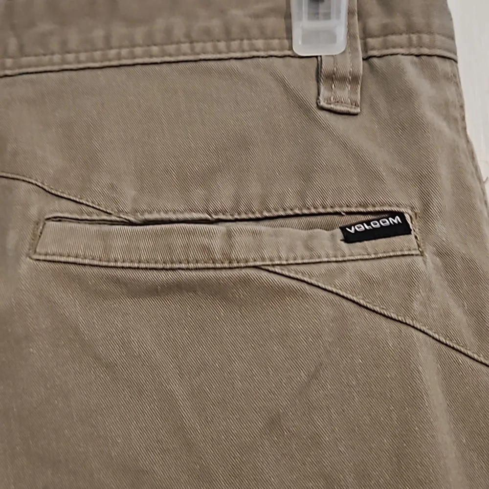 Volcom True to This khakis size 28 - Picture 7 of 10